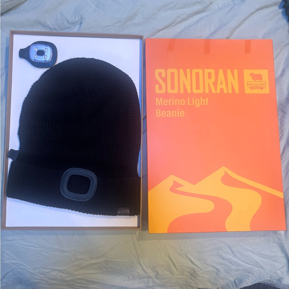 Black Merino Light Beanie